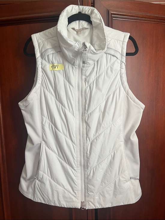 Athleta Jackets & Blazers - Athleta Women's Light Gray Quilted Puffer Vest - Sleeveless Zip Front Size XL